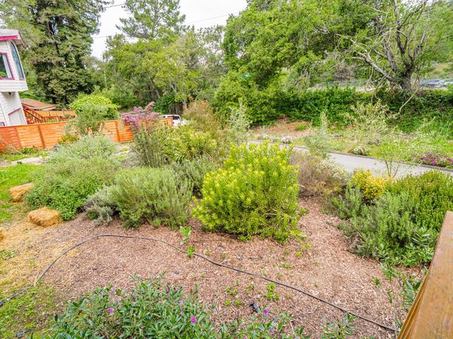 888 Bonita Drive, Aptos, CA 95003
