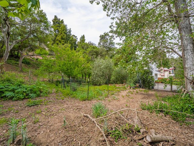 888 Bonita Drive, Aptos, CA 95003