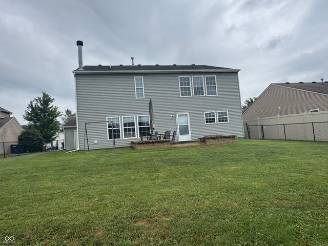 1228 Maple Trace Way, Sheridan, IN 46069