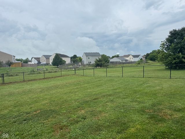 1228 Maple Trace Way, Sheridan, IN 46069