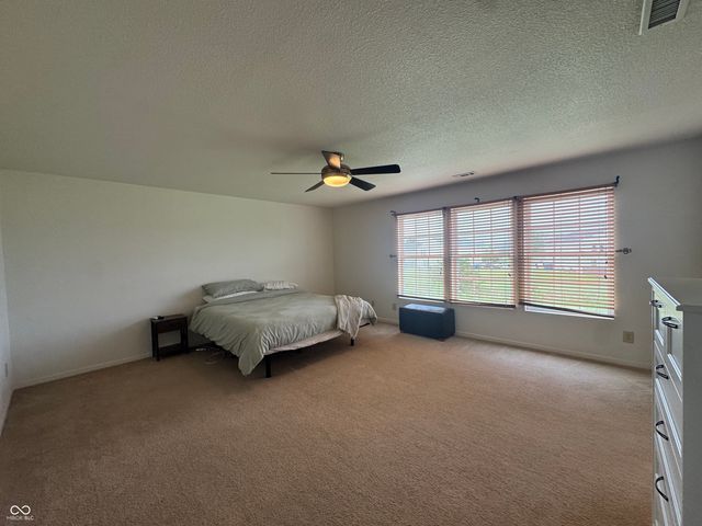 1228 Maple Trace Way, Sheridan, IN 46069