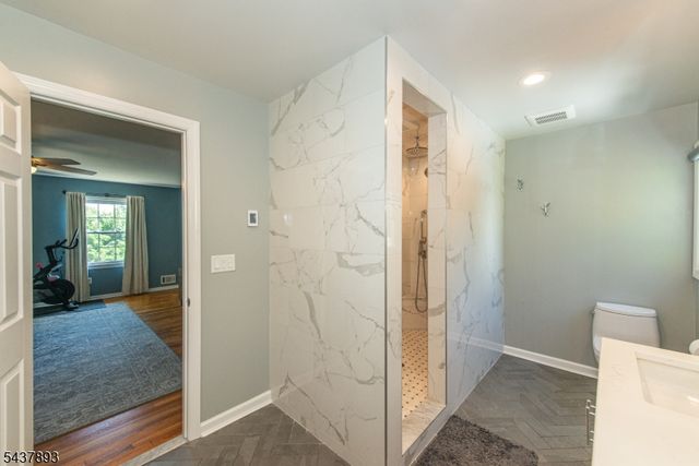 1 TULIP LN, Randolph Twp., NJ 07869