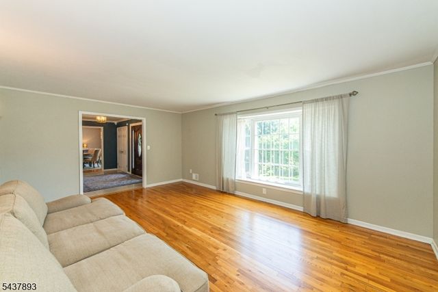 1 TULIP LN, Randolph Twp., NJ 07869