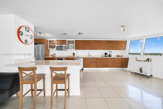 3250 NE 1st Ave 1104, Miami, FL 33137