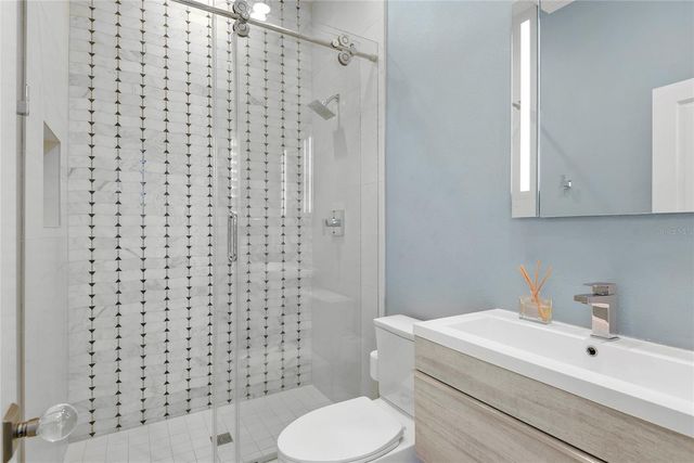 135 W SWOOPE AVENUE, Winter Park, FL 32789