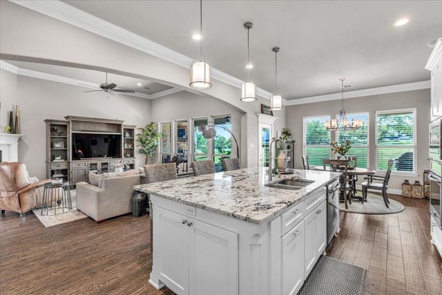 140 Lucky Ridge Lane, Boyd, TX 76023