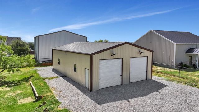 140 Lucky Ridge Lane, Boyd, TX 76023