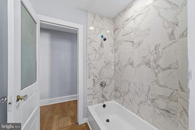 1424 HAMILTON AVE, Trenton, NJ 08629