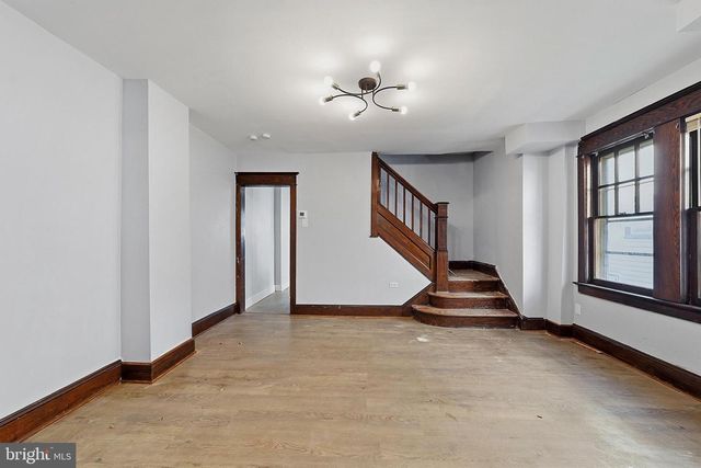 1424 HAMILTON AVE, Trenton, NJ 08629