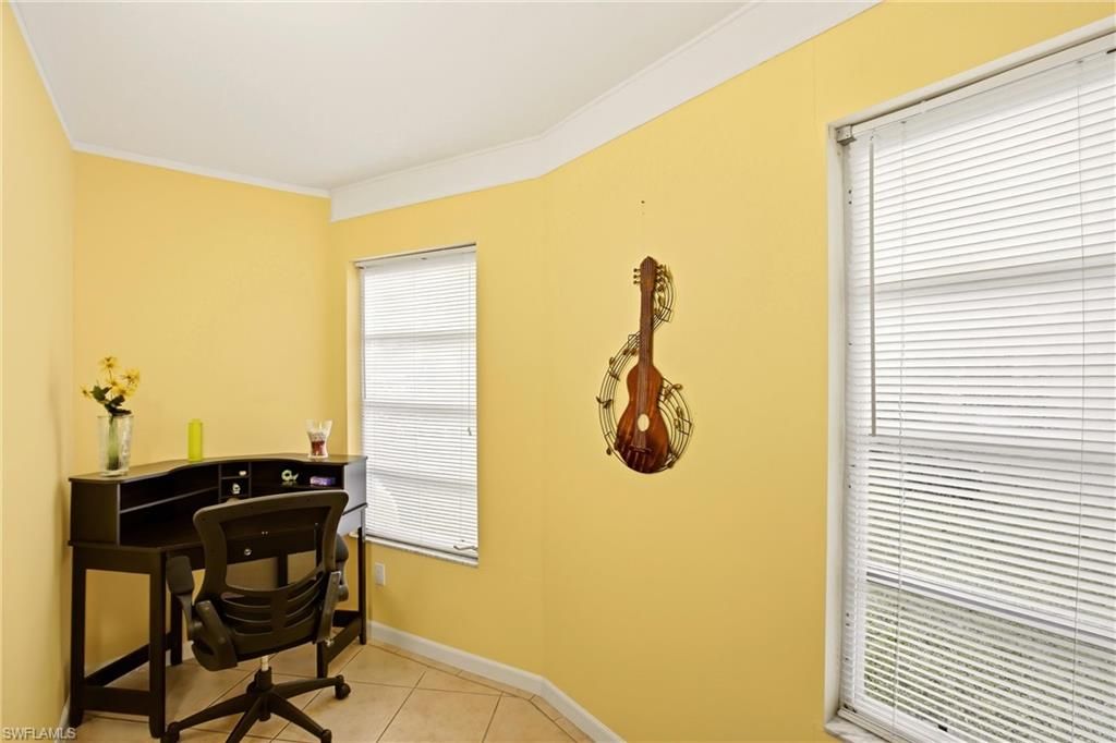 Image 18 of property listing at 1506 SE 21st TER, Cape Coral, FL 33990