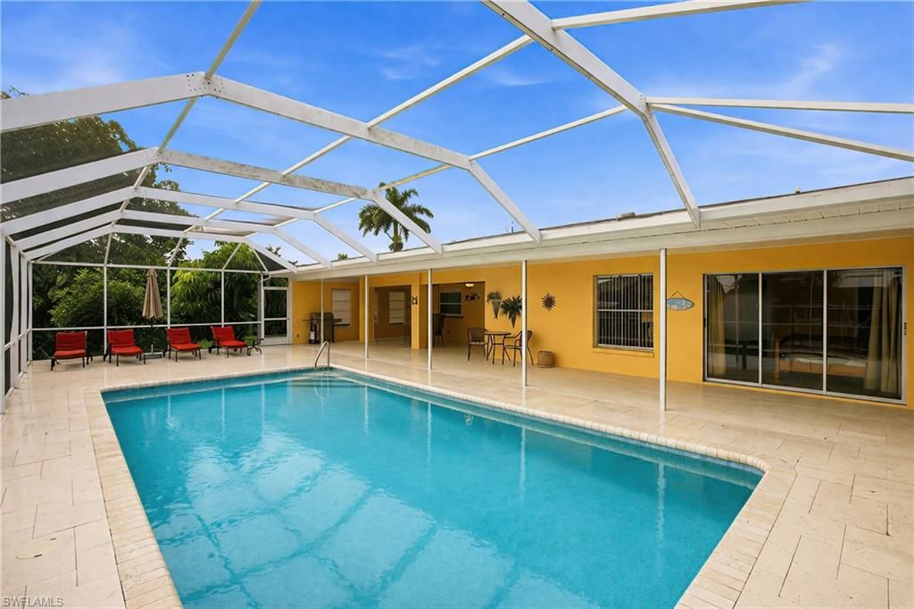 Image 27 of property listing at 1506 SE 21st TER, Cape Coral, FL 33990