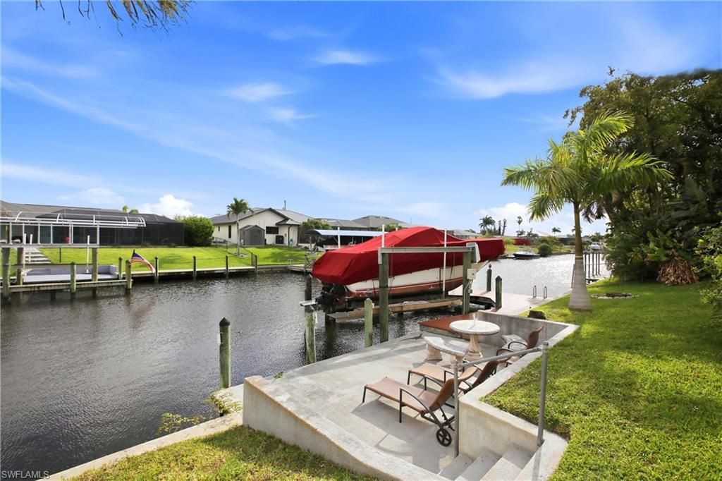 Image 29 of property listing at 1506 SE 21st TER, Cape Coral, FL 33990