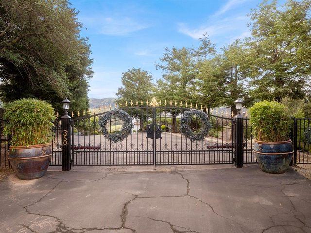 350 Merrill Road, San Juan Bautista, CA 95045