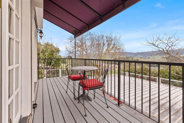 350 Merrill Road, San Juan Bautista, CA 95045