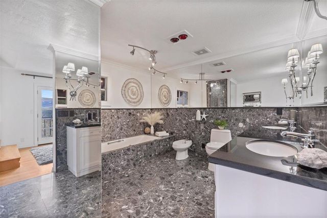 350 Merrill Road, San Juan Bautista, CA 95045