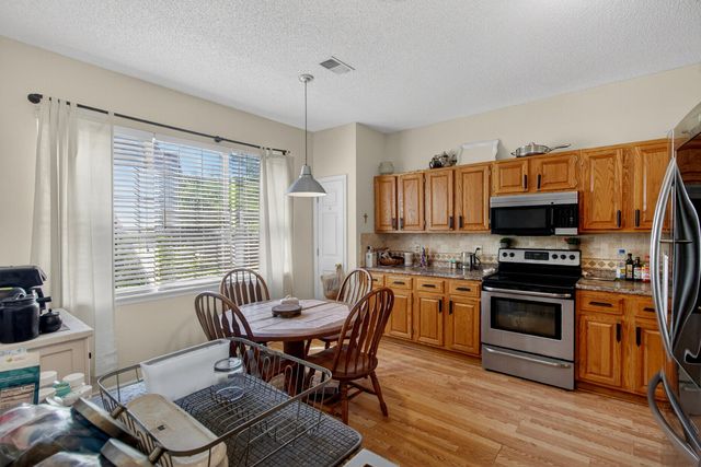 5400 Dwight Drive, North Charleston, SC 29420