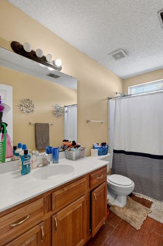 5400 Dwight Drive, North Charleston, SC 29420