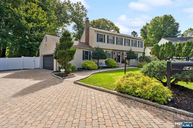 649 Alacci Way, River Vale, NJ 07675