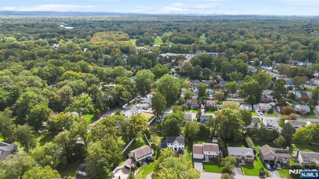 649 Alacci Way, River Vale, NJ 07675