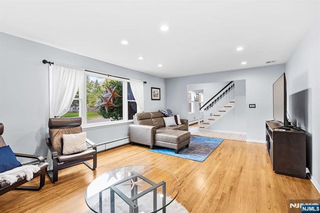 649 Alacci Way, River Vale, NJ 07675