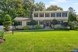 649 Alacci Way, River Vale, NJ 07675