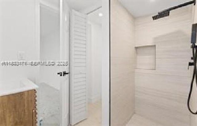 2442 SW 3rd St 4, Miami, FL 33135