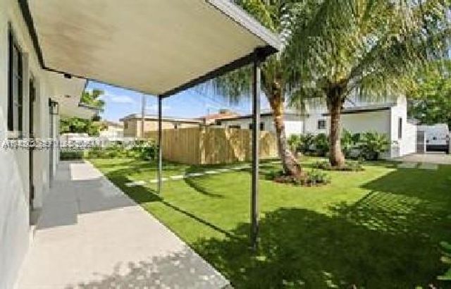 2442 SW 3rd St 4, Miami, FL 33135