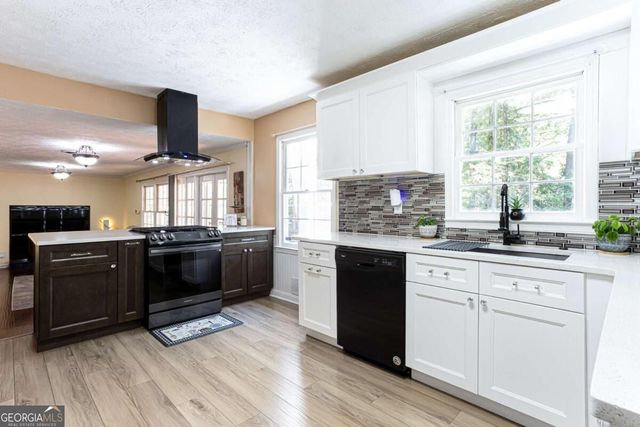 680 Emerald Forest Circle, Lawrenceville, GA 30044