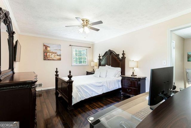 680 Emerald Forest Circle, Lawrenceville, GA 30044