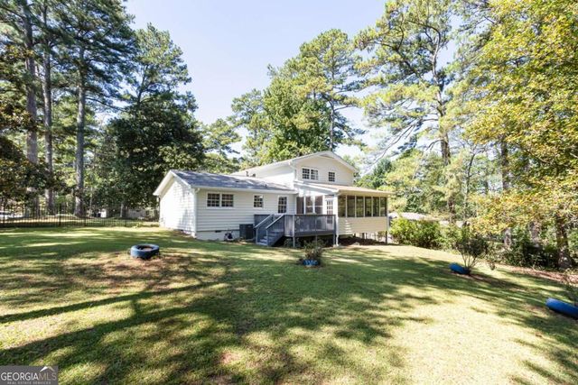 680 Emerald Forest Circle, Lawrenceville, GA 30044