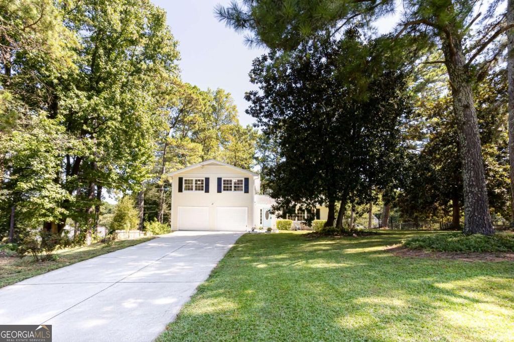 680 Emerald Forest Circle, Lawrenceville, GA 30044