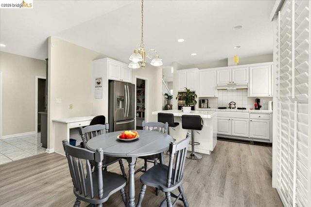 4987 Stewartville Dr, Antioch, CA 94531