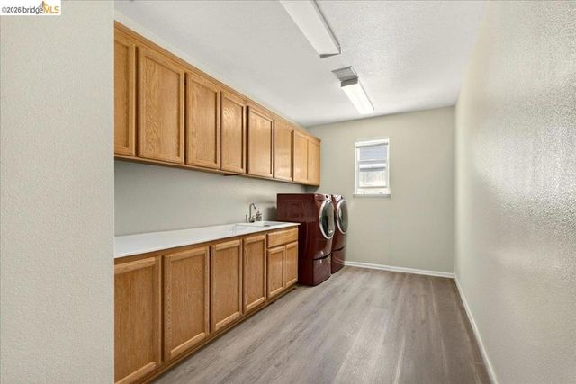 4987 Stewartville Dr, Antioch, CA 94531