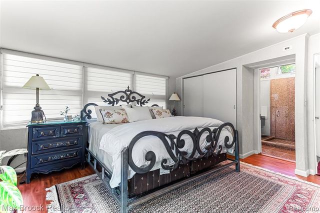 20 Martell Drive, Bloomfield Hills, MI 48304