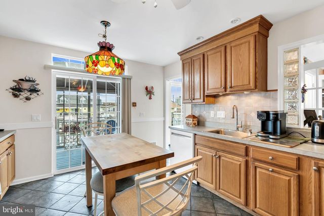 36 MARY ALICE ROAD, Manahawkin, NJ 08050