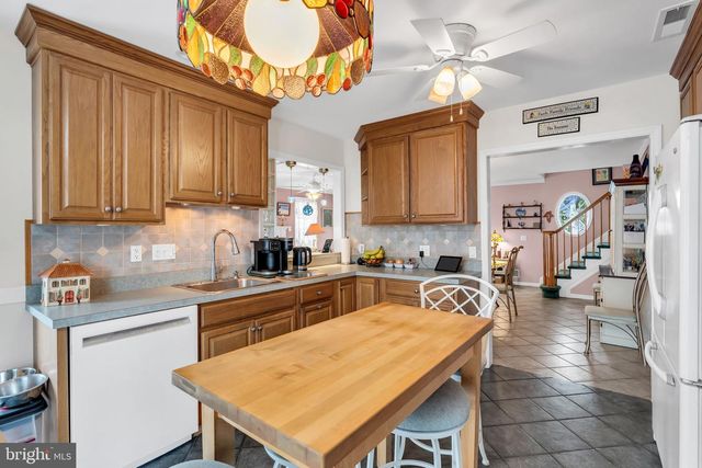 36 MARY ALICE ROAD, Manahawkin, NJ 08050