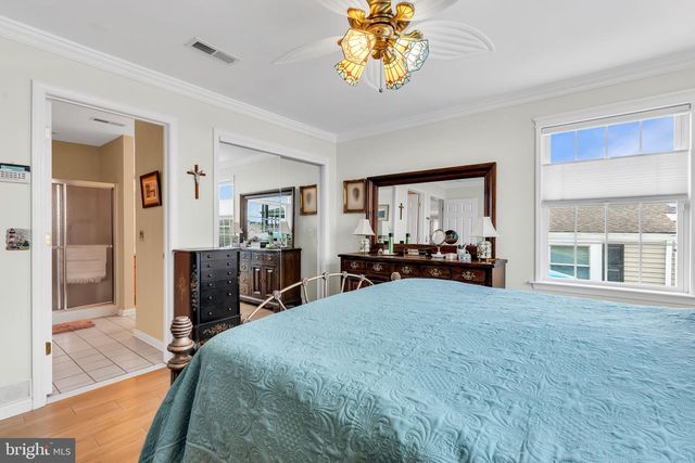 36 MARY ALICE ROAD, Manahawkin, NJ 08050