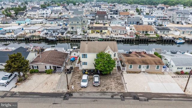 36 MARY ALICE ROAD, Manahawkin, NJ 08050