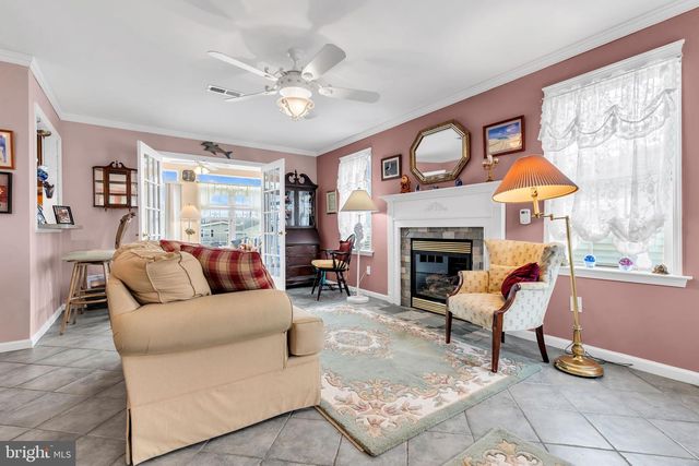 36 MARY ALICE ROAD, Manahawkin, NJ 08050