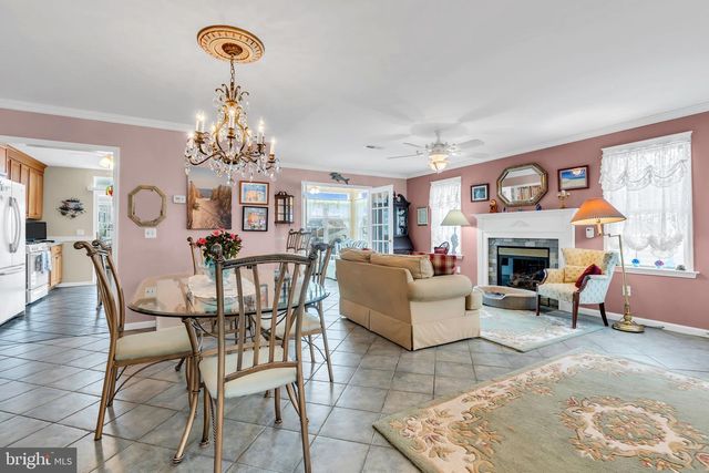 36 MARY ALICE ROAD, Manahawkin, NJ 08050
