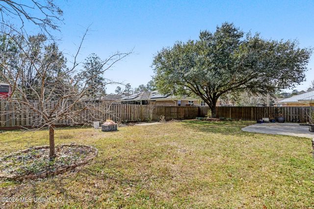 8948 Anahola Place, Diamondhead, MS 39525