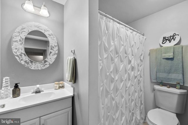 2001 WILLIAM FRANKLIN DR, Frederick, MD 21702