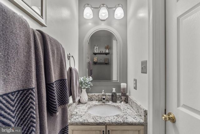 2001 WILLIAM FRANKLIN DR, Frederick, MD 21702