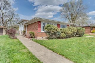 243 MAY Court, Chicago Heights, IL 60411