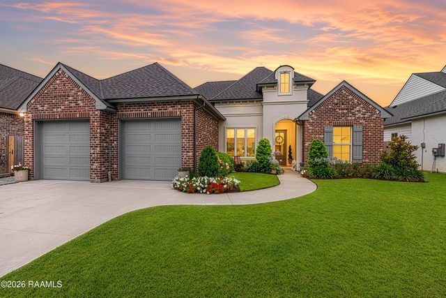 109 Amsterdam Avenue, Youngsville, LA 70592