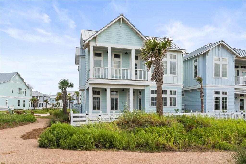 209 Horse Tail Lane, Port Aransas, TX 78373 — exterior