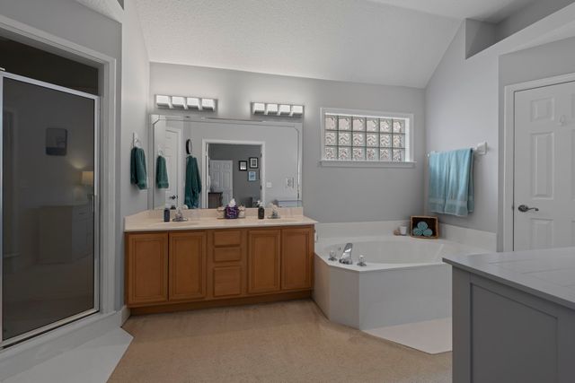 1397 TRAIL RIDGE LN, Cordova, TN 38016