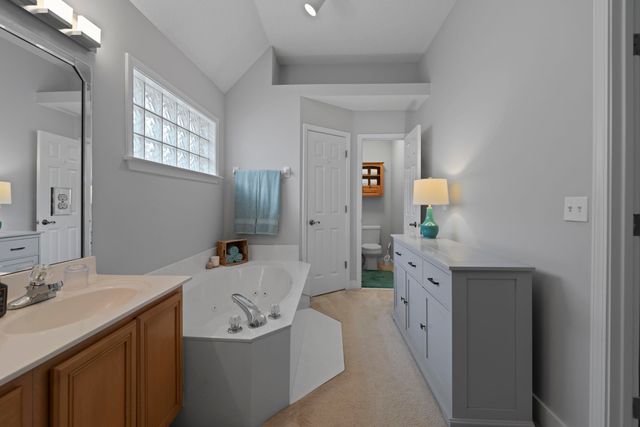 1397 TRAIL RIDGE LN, Cordova, TN 38016