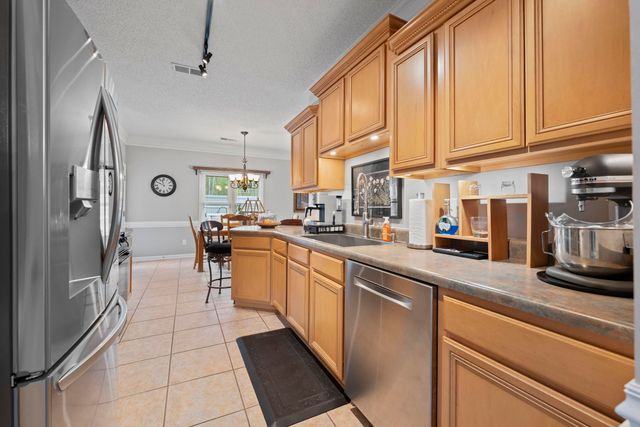 1397 TRAIL RIDGE LN, Cordova, TN 38016