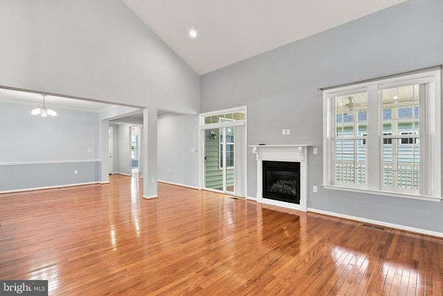 116 BLEEDING HEART DR, White Post, VA 22663